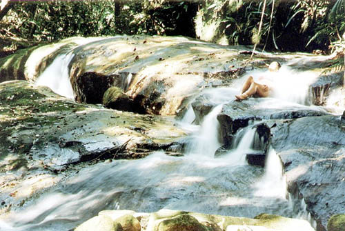 Uma das cachoeiras do REST
